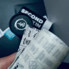 Fényes, átlátszó bőrvédő (second skin) fólia